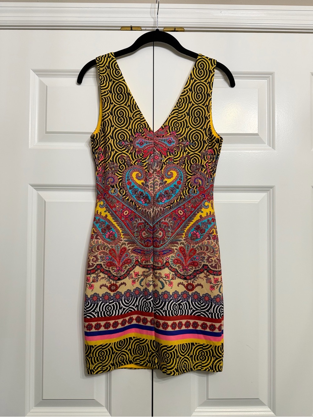 Bebe Dress - Picture 4 of 7